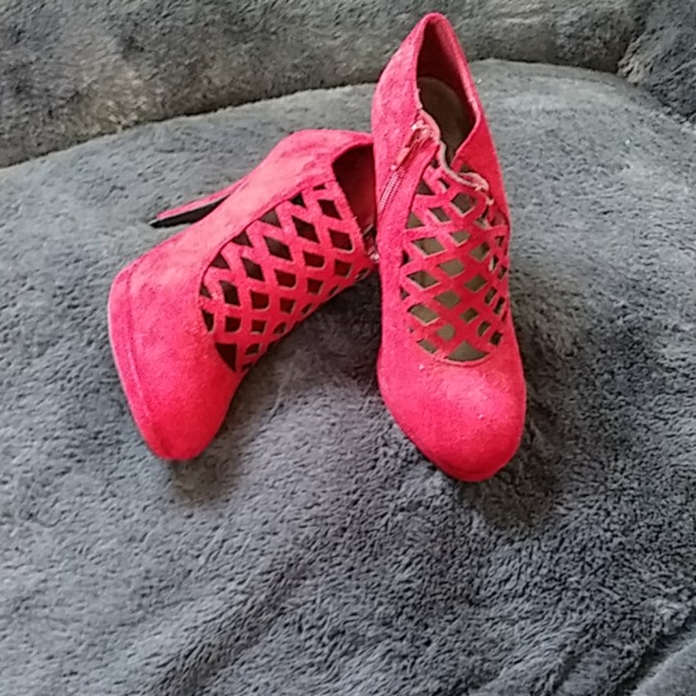 Red shoes